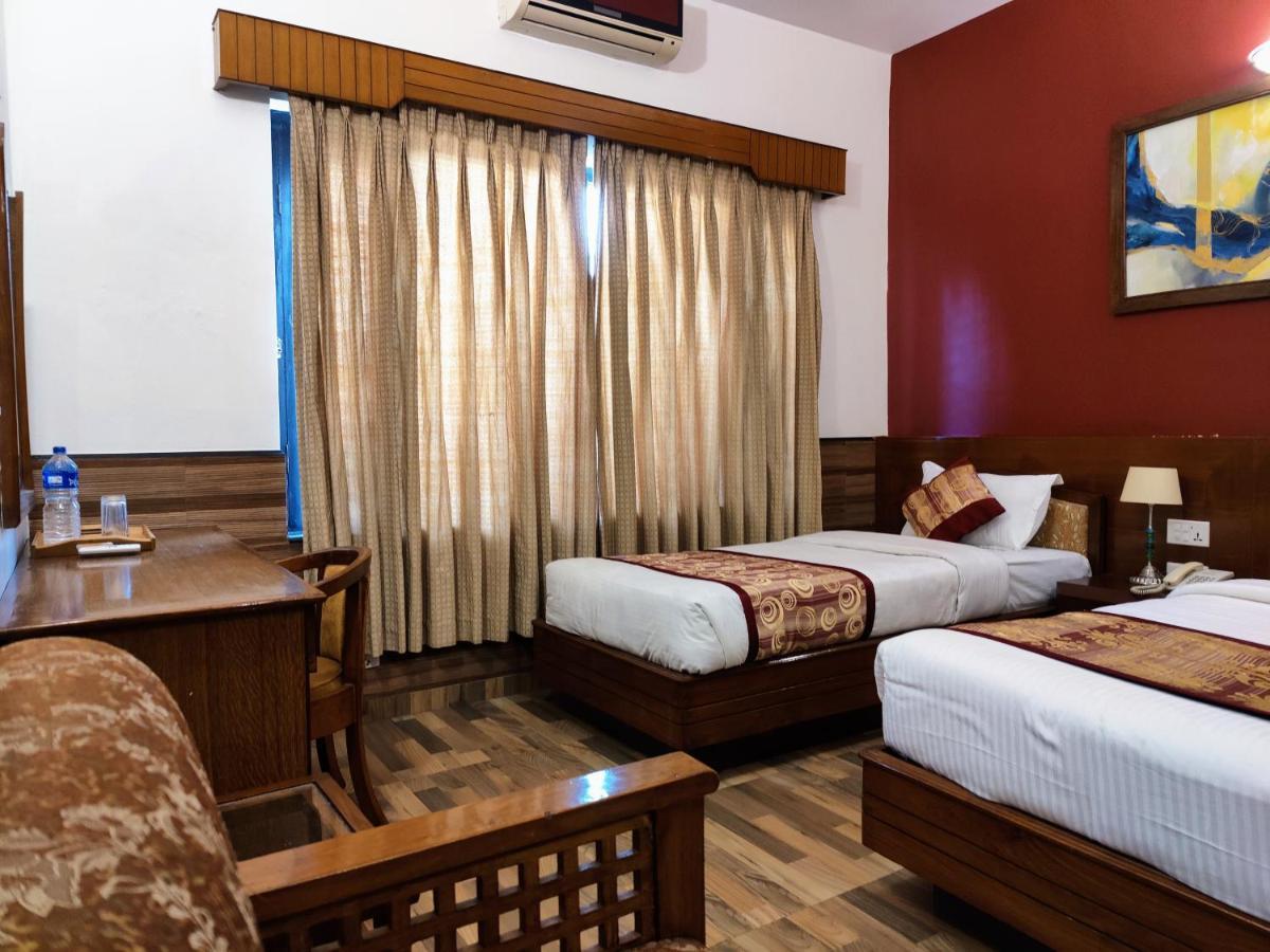 פוקהרה Hotel Tulsi מראה חיצוני תמונה