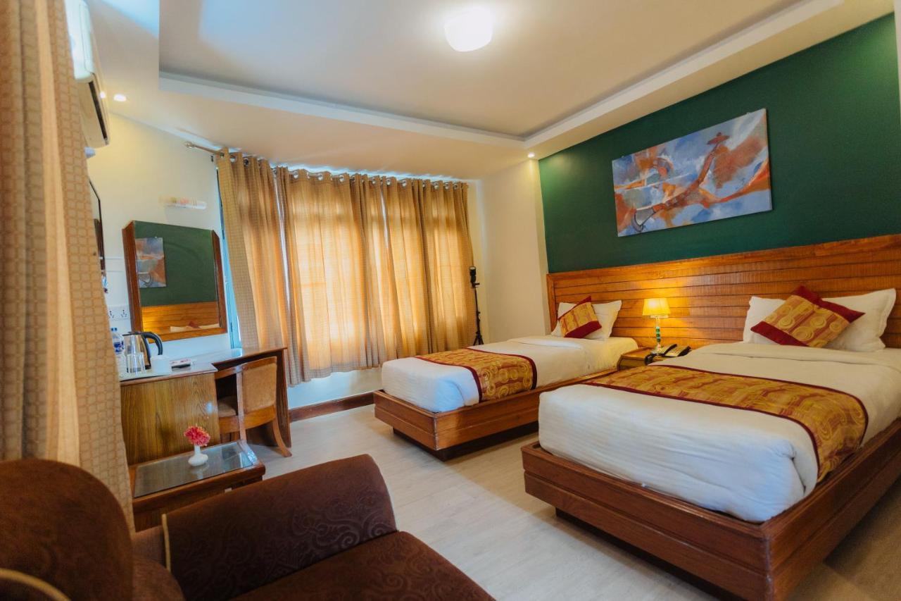 פוקהרה Hotel Tulsi מראה חיצוני תמונה