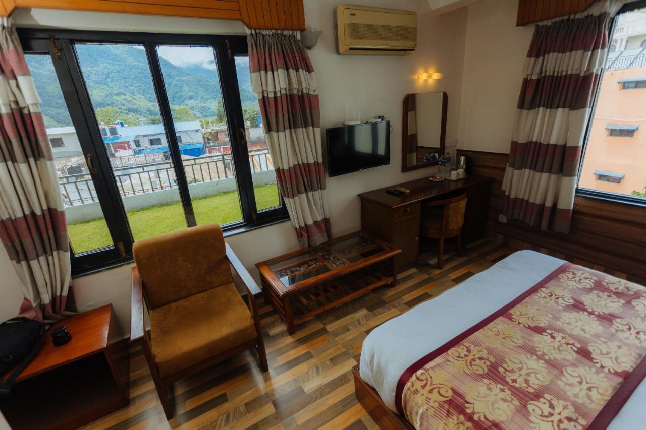 פוקהרה Hotel Tulsi מראה חיצוני תמונה