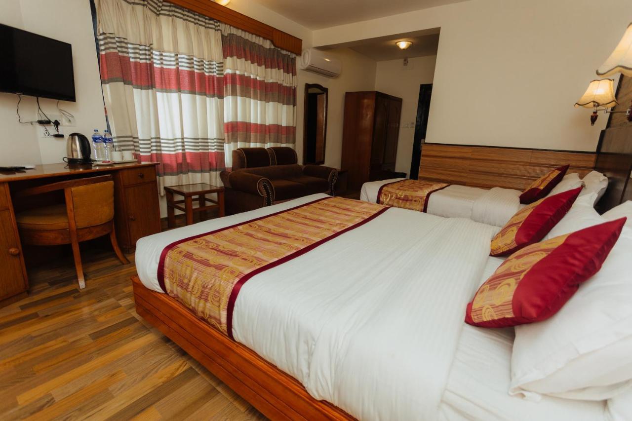 פוקהרה Hotel Tulsi מראה חיצוני תמונה