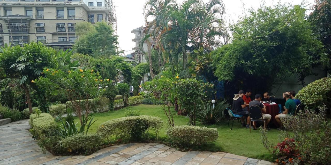 פוקהרה Hotel Tulsi מראה חיצוני תמונה